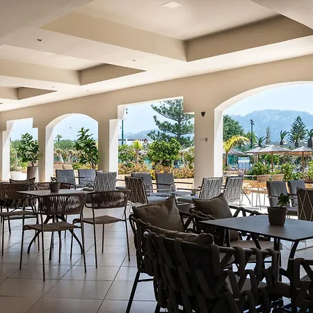 Hotel Akti Coast Club 4*