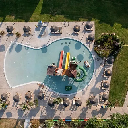 Akti Coast Club